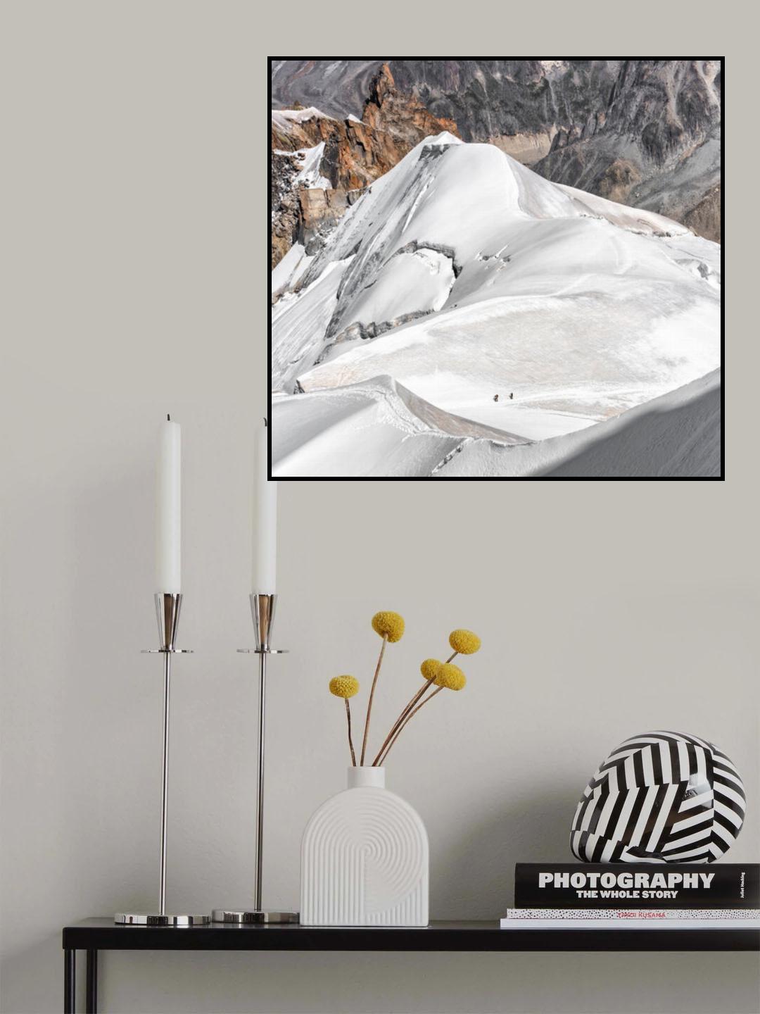 Surrounded! Poster och Canvastavla