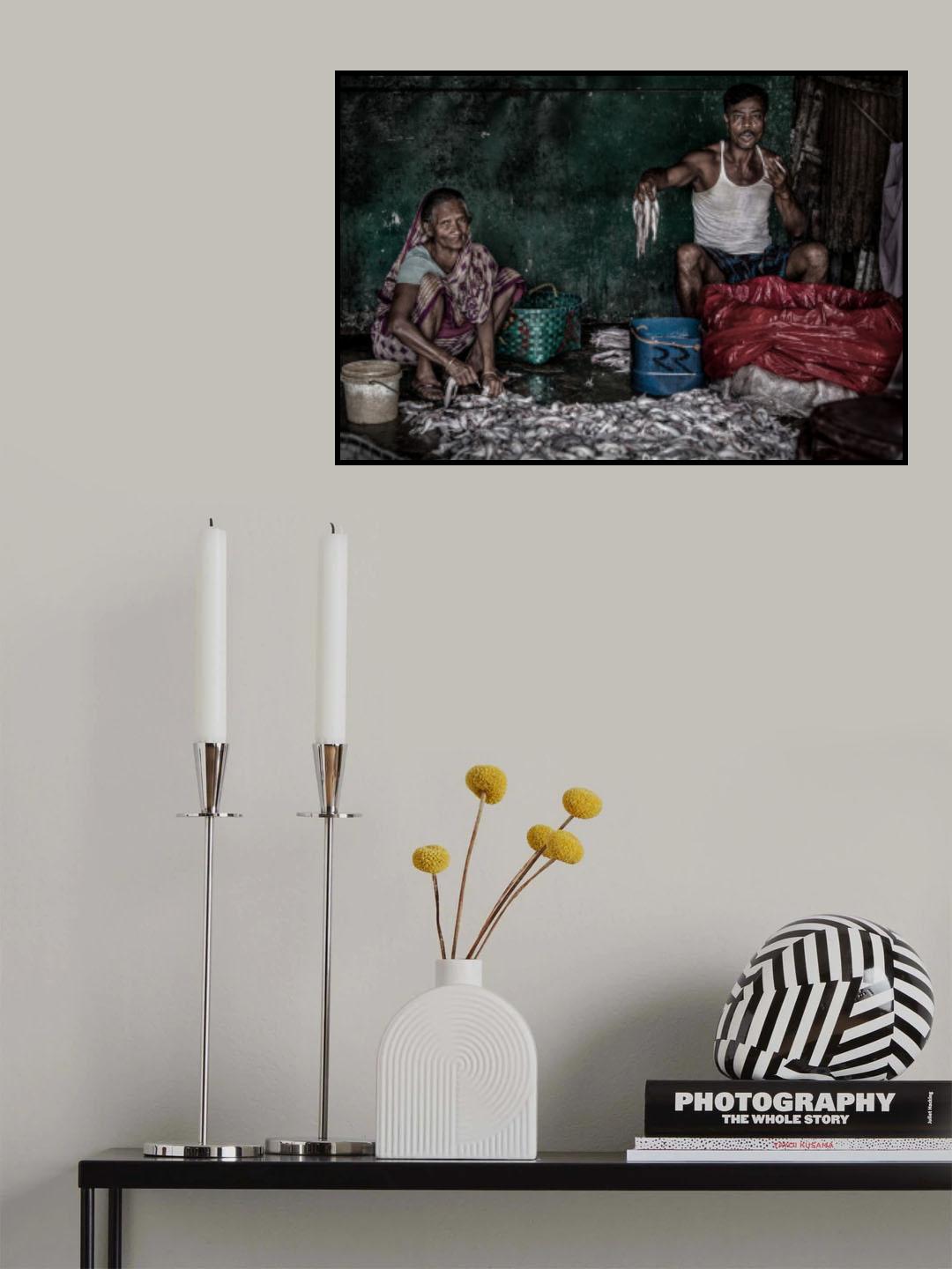 Selling fish in the streets of Bangladesh Poster och Canvastavla