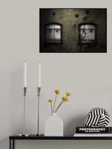 - Closed Shutters - Poster och Canvastavla