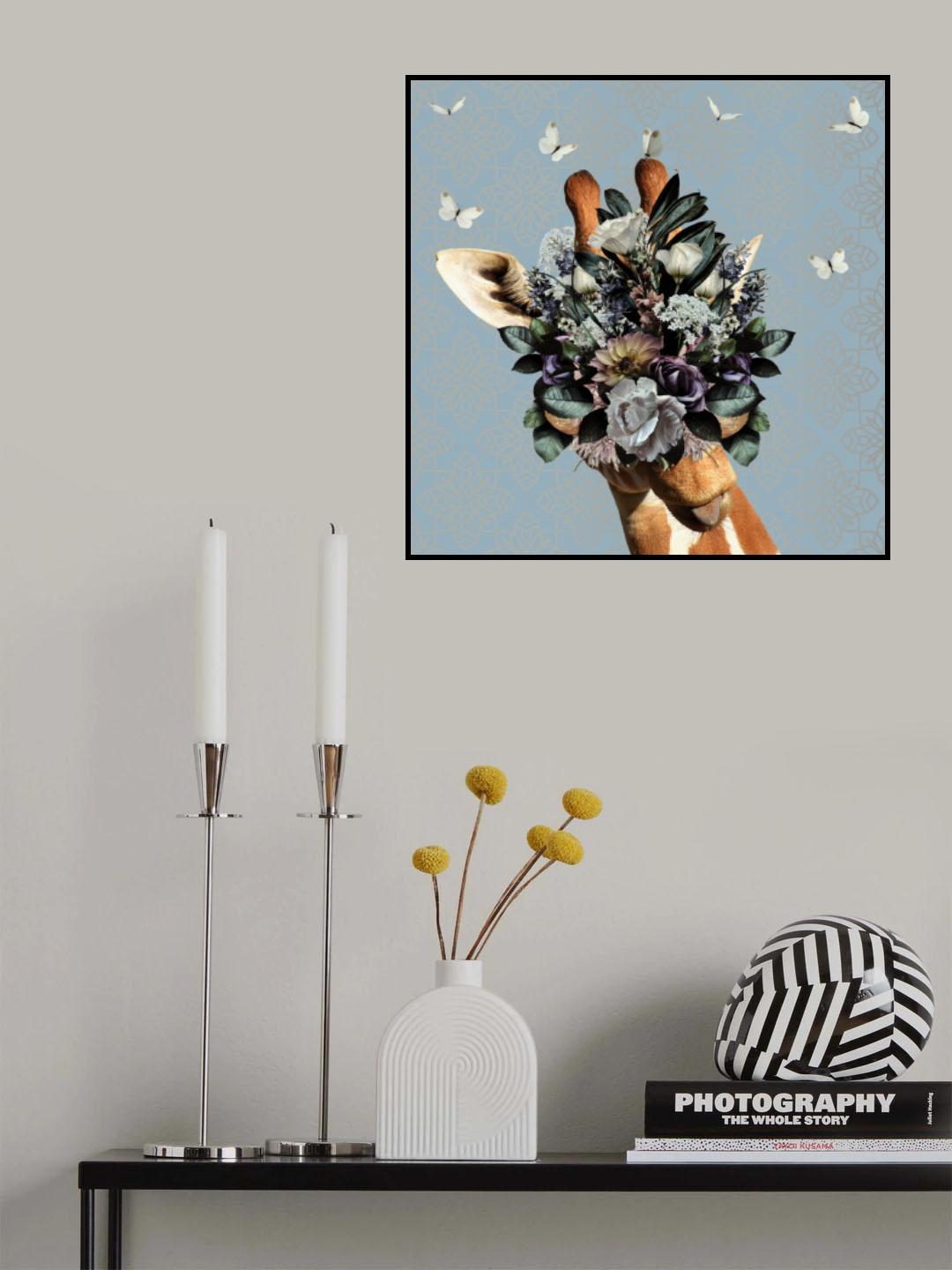 Spring Flower Bonnet On Giraffe Poster och Canvastavla