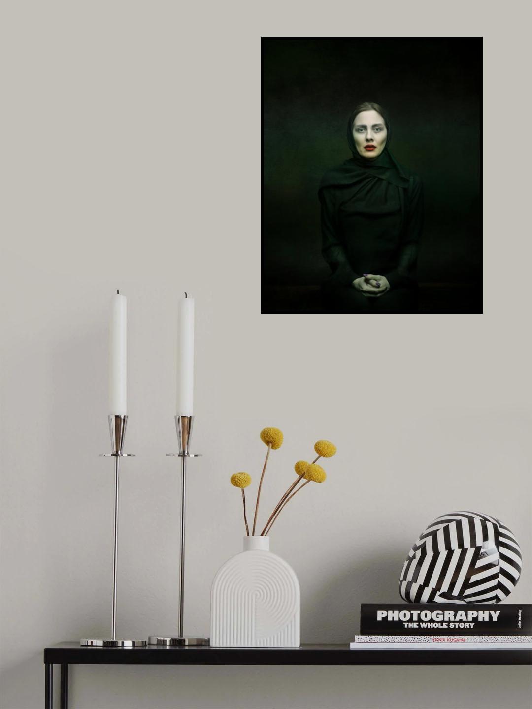 Convicted girl Poster och Canvastavla