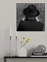 At the Wall Poster och Canvastavla