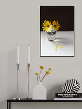 Yellow Daisy Still Life Poster och Canvastavla