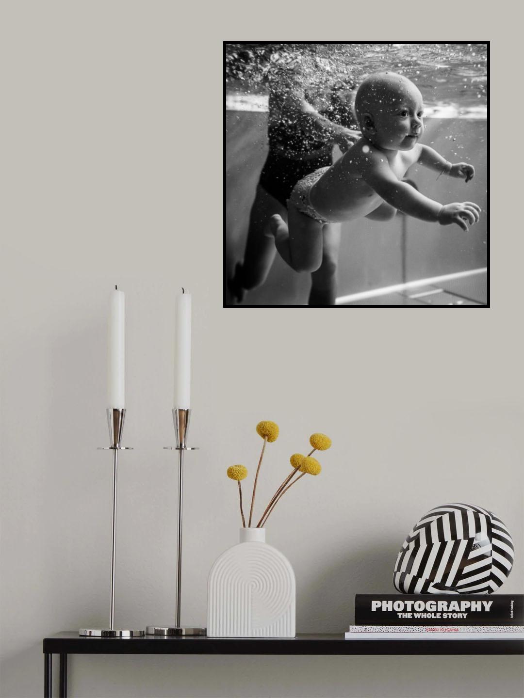 Underwater swimming Poster och Canvastavla