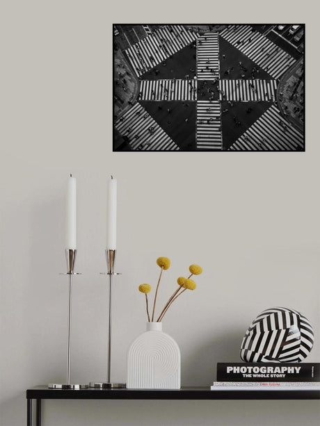 people crossing Poster och Canvastavla