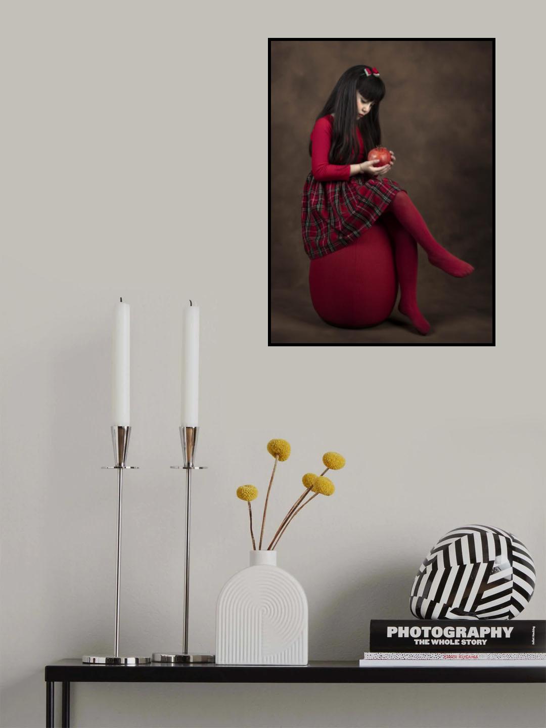 girl in red Poster och Canvastavla