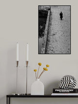 Uomo con ombrello Poster och Canvastavla