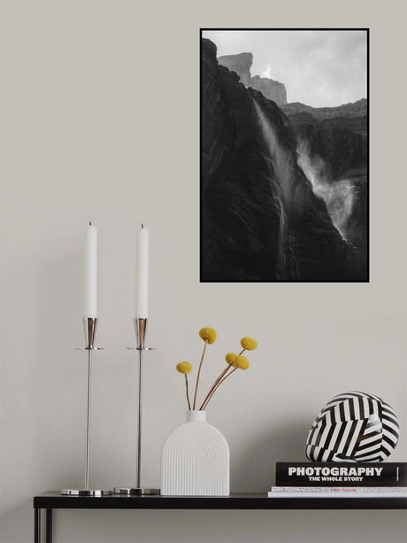 Cascade in Cirque de Gavarnie Poster och Canvastavla