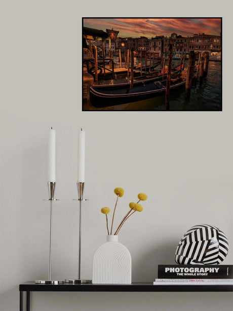 A Cozy Night in Venice Poster och Canvastavla