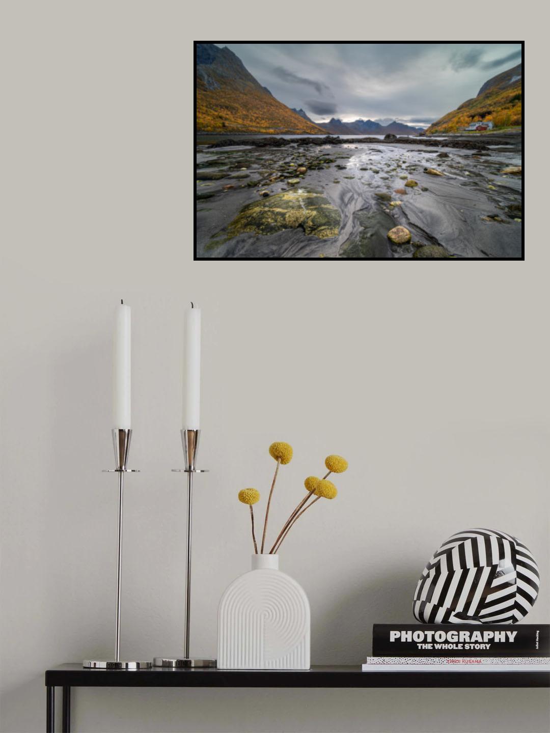 Water always runs to the sea Poster och Canvastavla