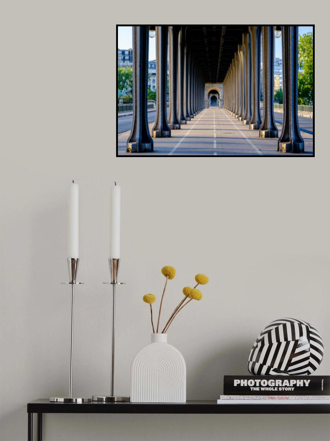 Bir Hakeim bridge perspective Paris Poster och Canvastavla