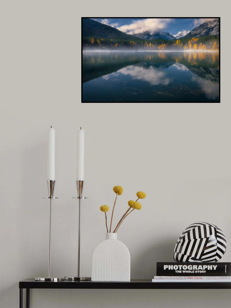 Misty Wedge Lake Poster och Canvastavla