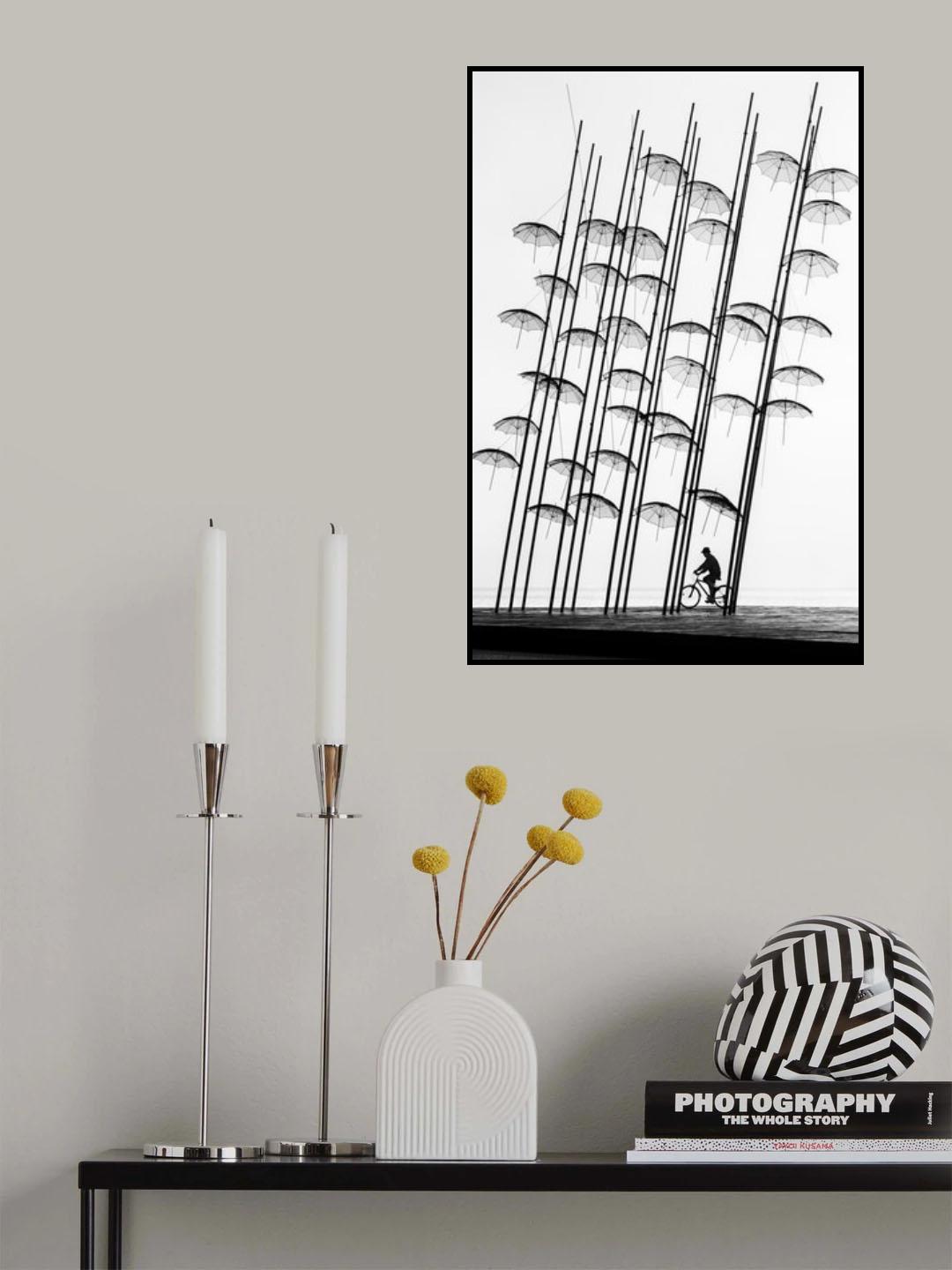Under the Umbrellas Poster och Canvastavla