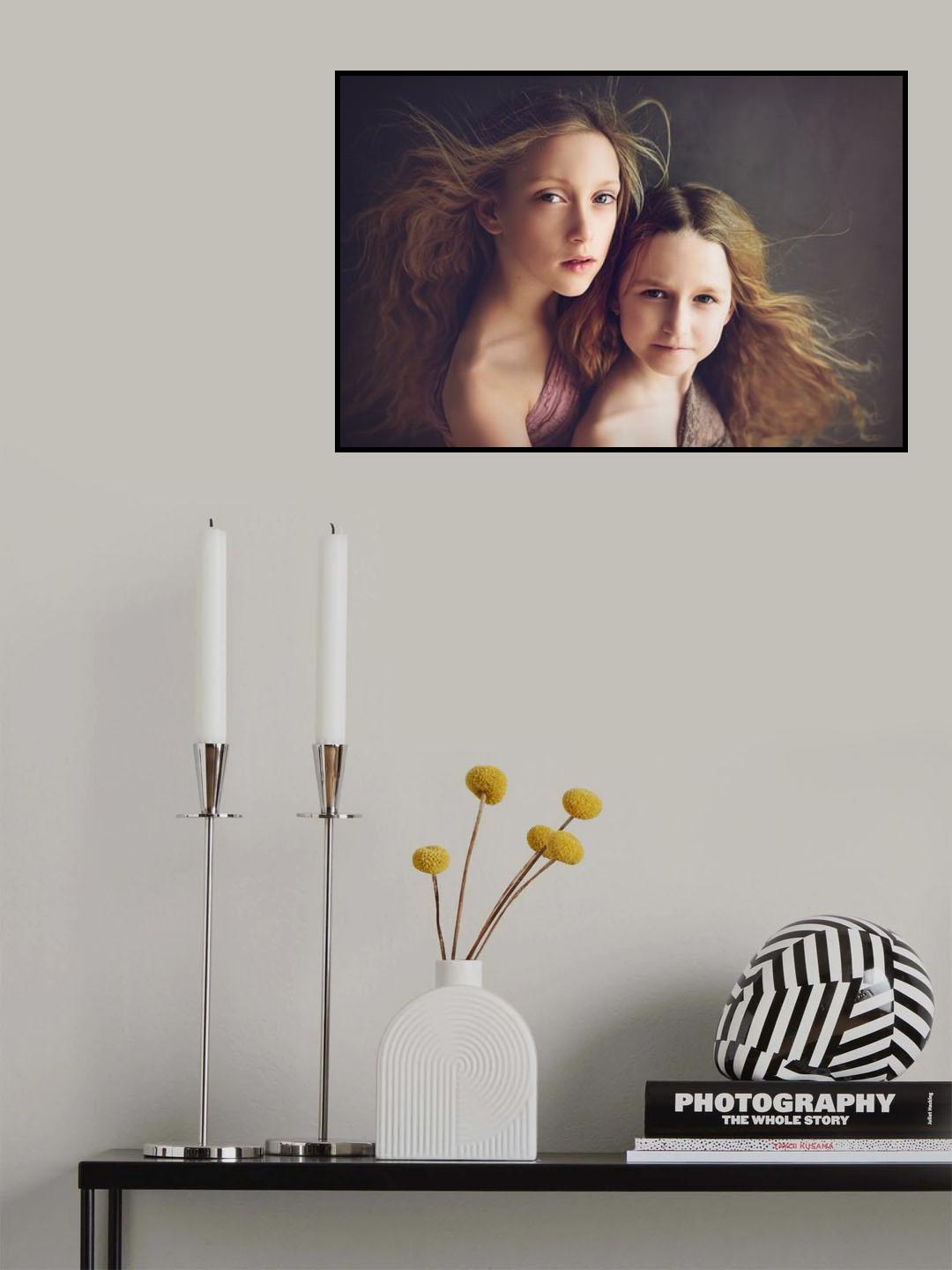 Nadia &amp; Kinga Poster och Canvastavla