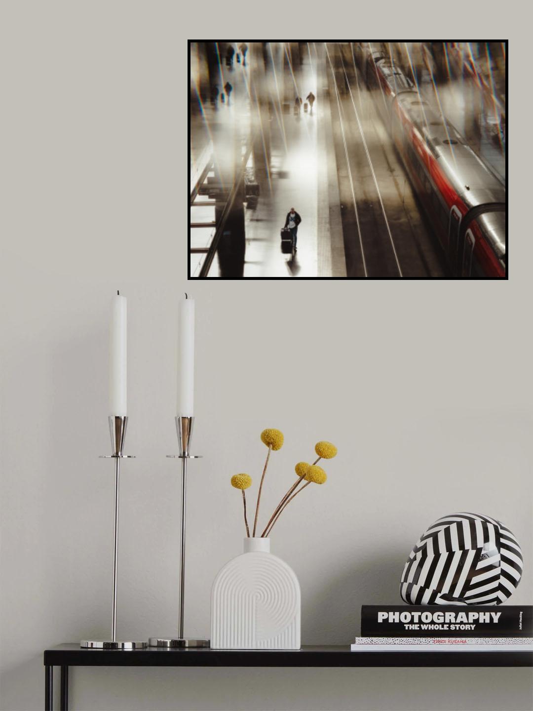 Arriving Poster och Canvastavla