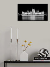 Budapest's Nocturnal Majesty Poster och Canvastavla