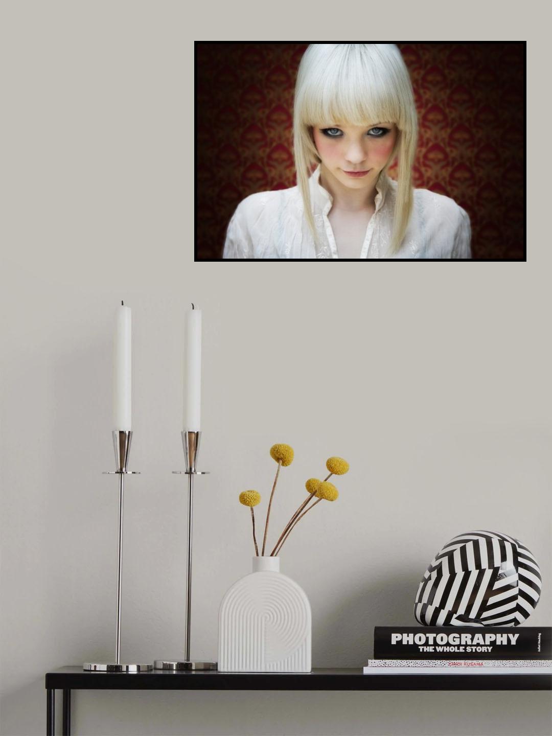 Lauren II Poster och Canvastavla