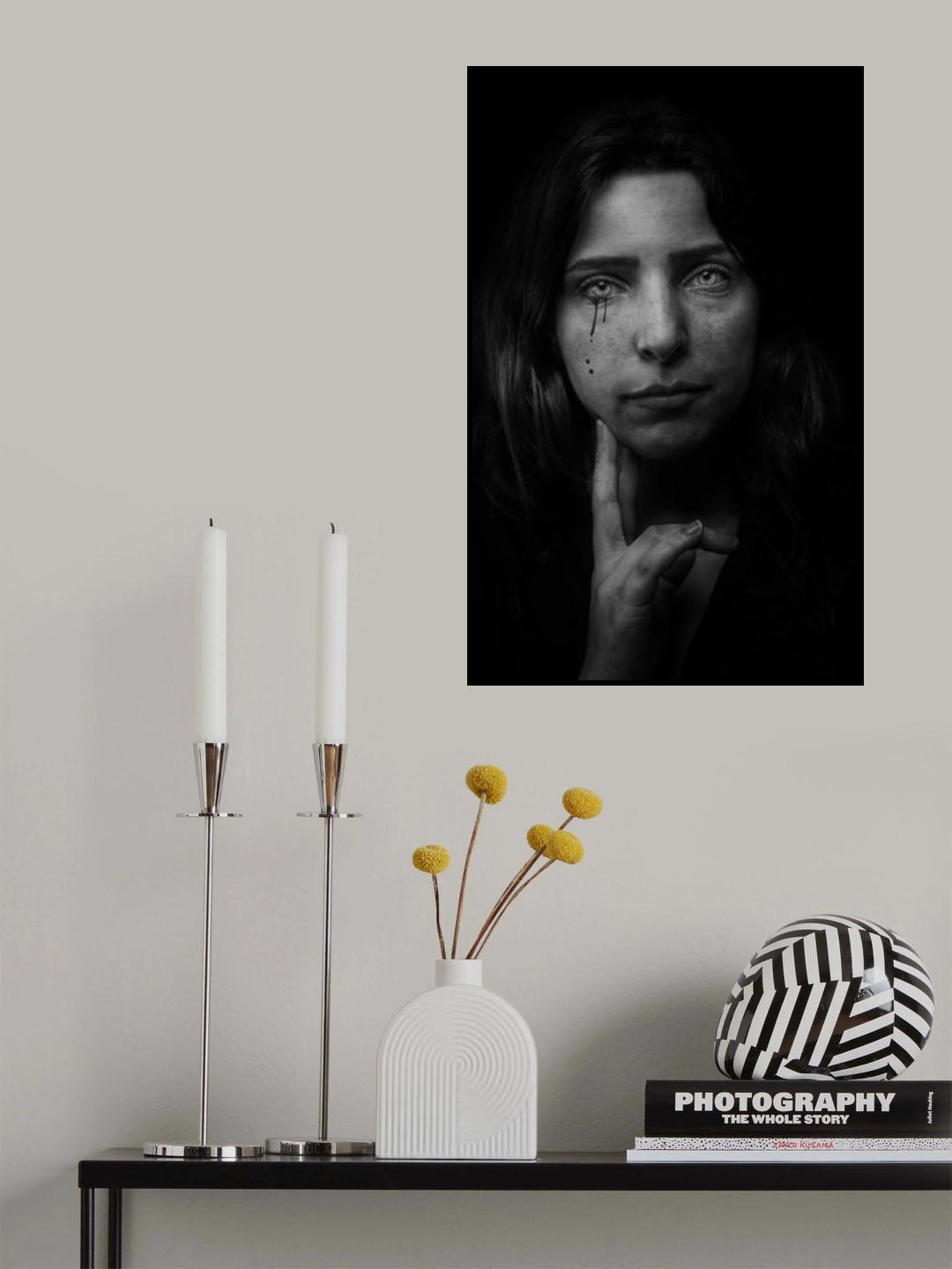 A bleeding portrait Poster och Canvastavla