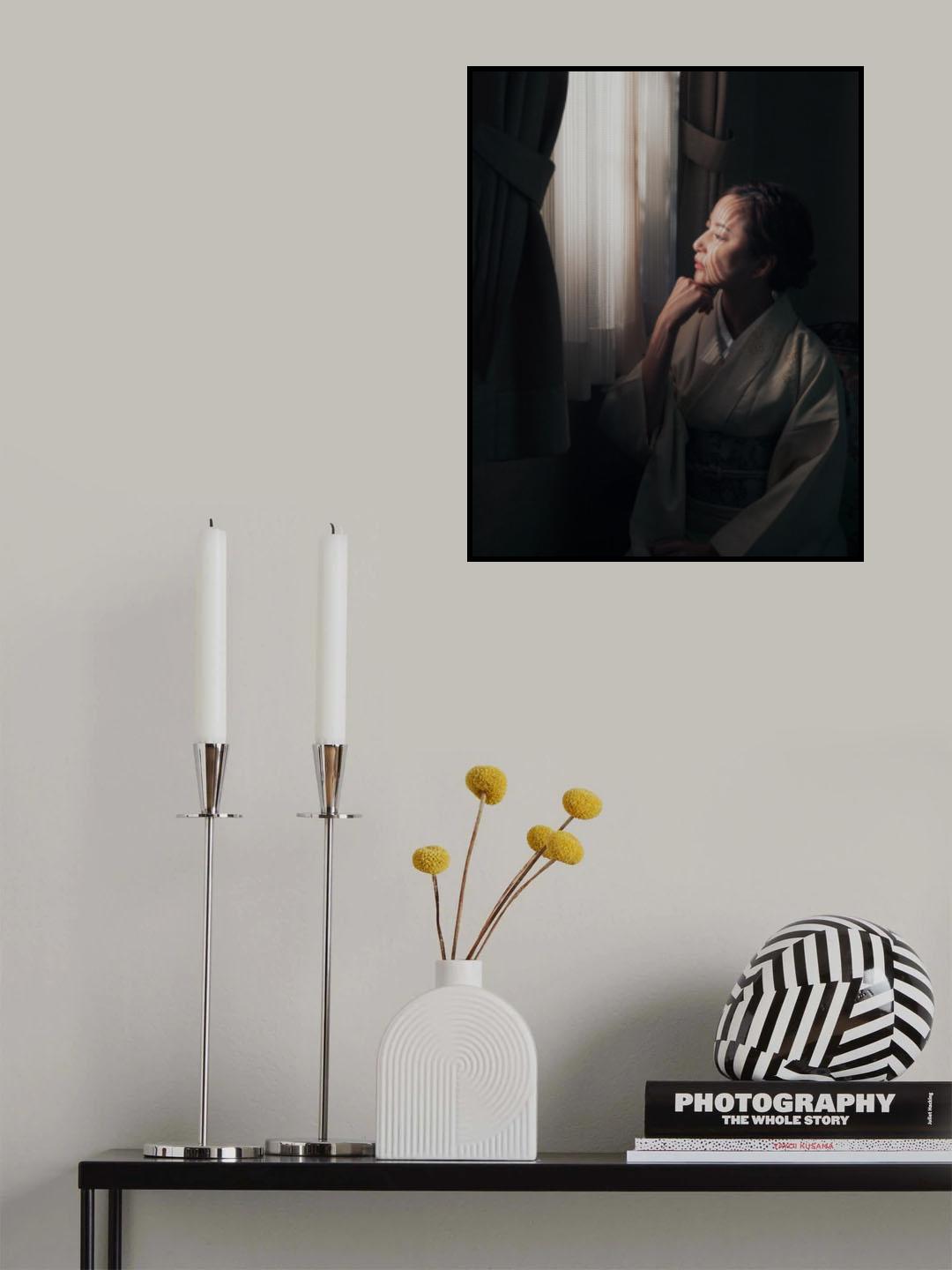 Woman lost in thought Poster och Canvastavla
