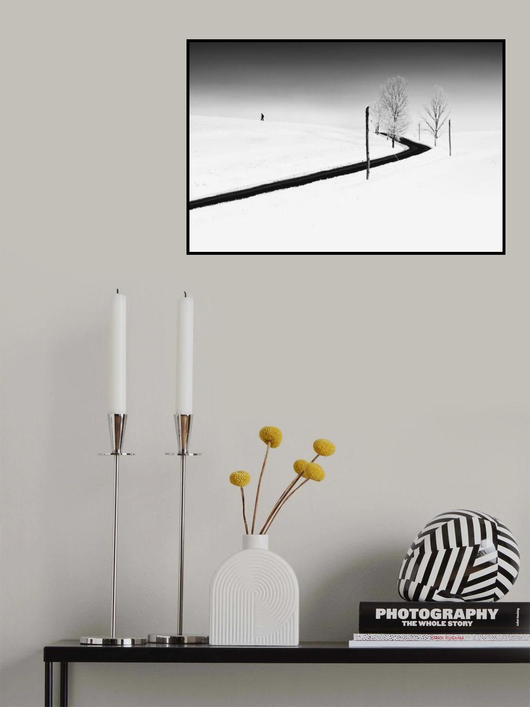 Alone Poster och Canvastavla