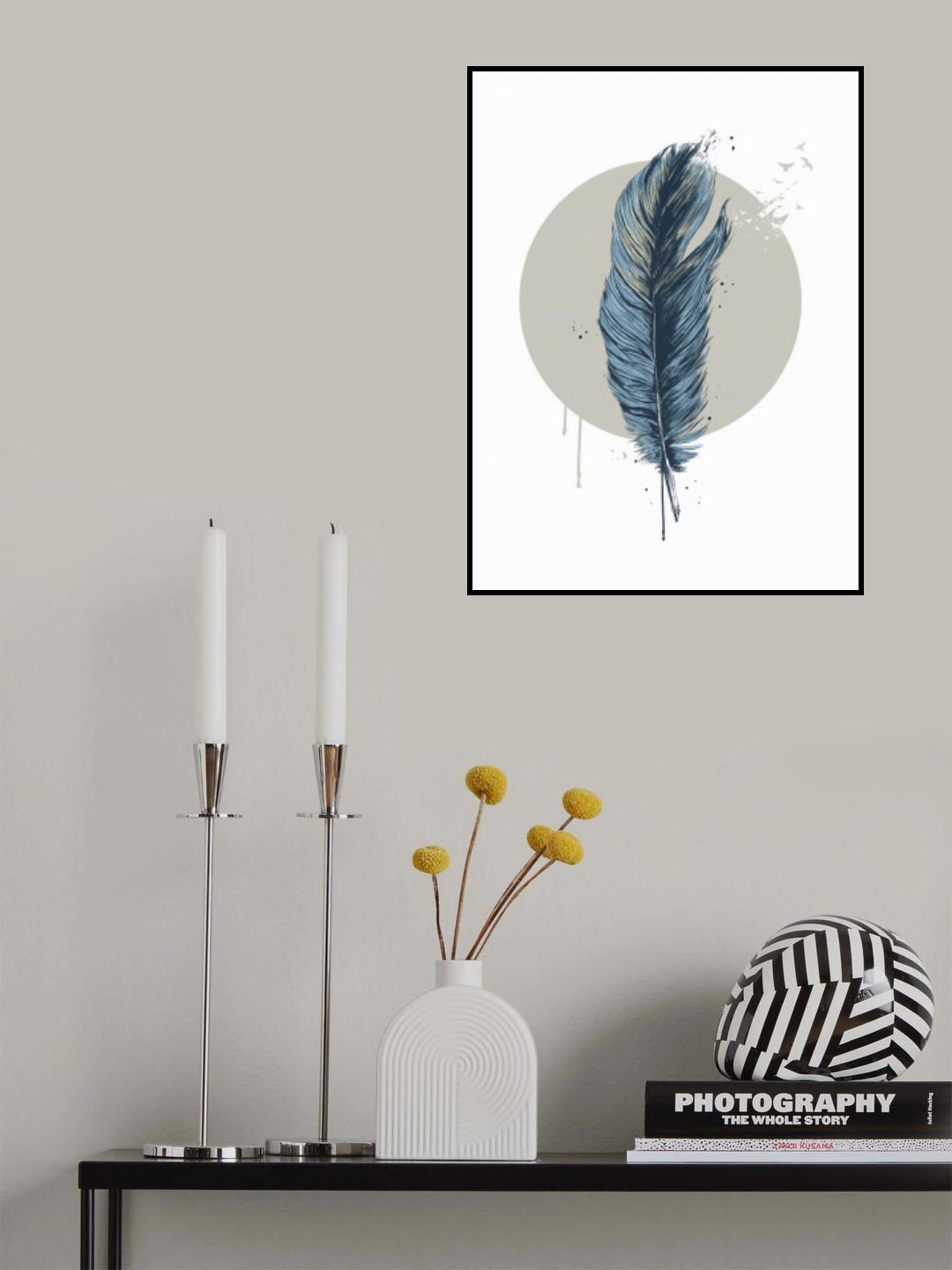 Feather in a circle Poster och Canvastavla