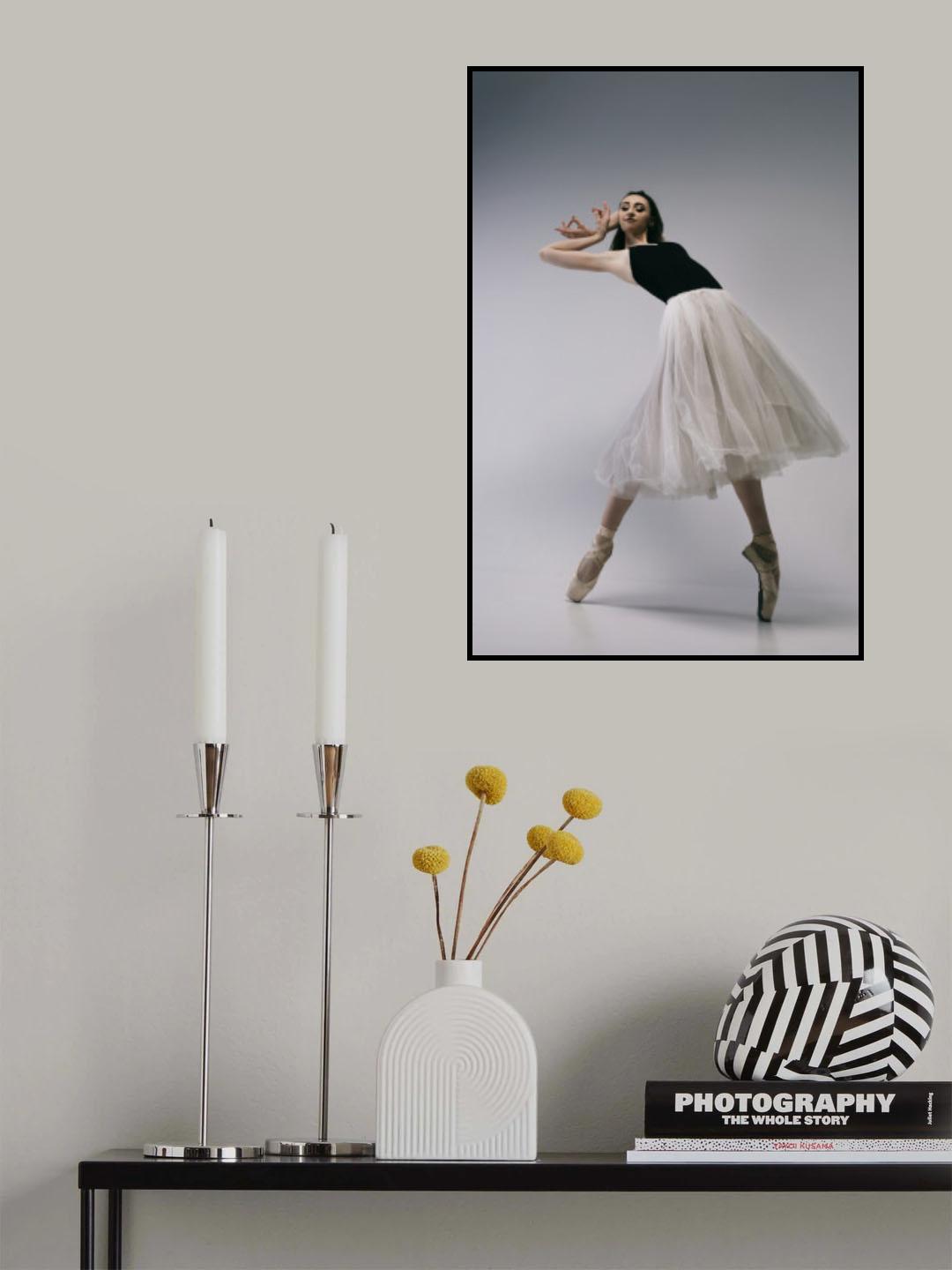 The courage. a young ballerina in a black skirt and Chopin is standing on pointe shoes Poster och Canvastavla