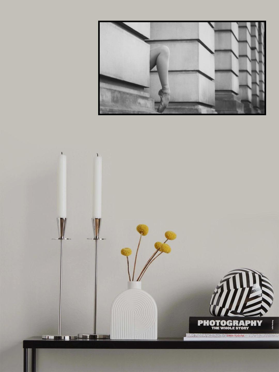 Between concrete Poster och Canvastavla