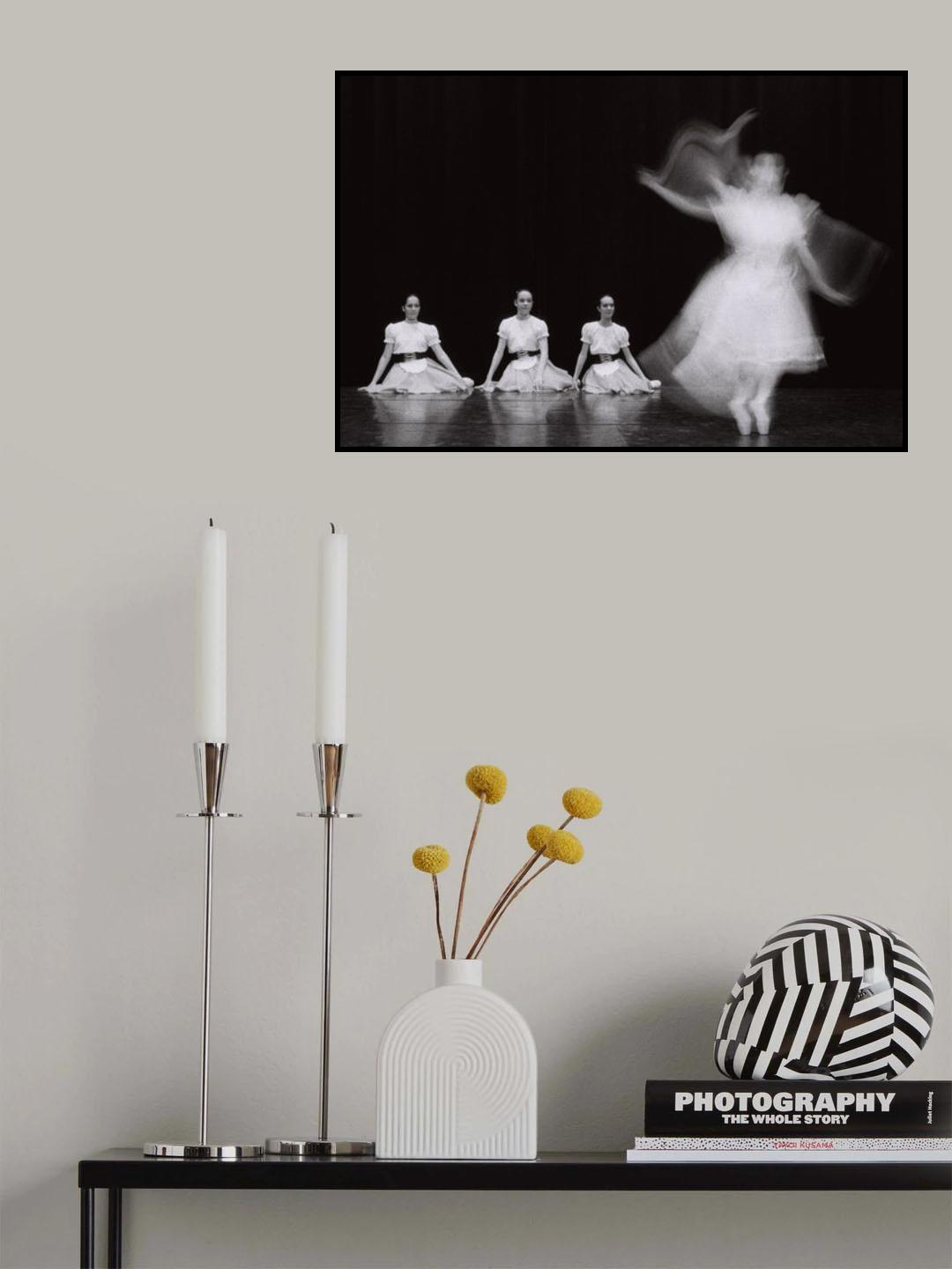 Through a dancing body Poster och Canvastavla