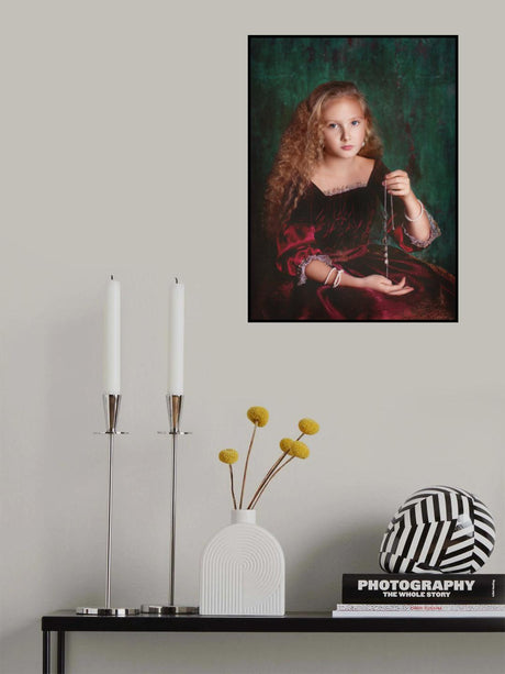 Portrait of a girl with a necklace Poster och Canvastavla