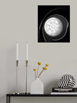 Surrounded Poster och Canvastavla
