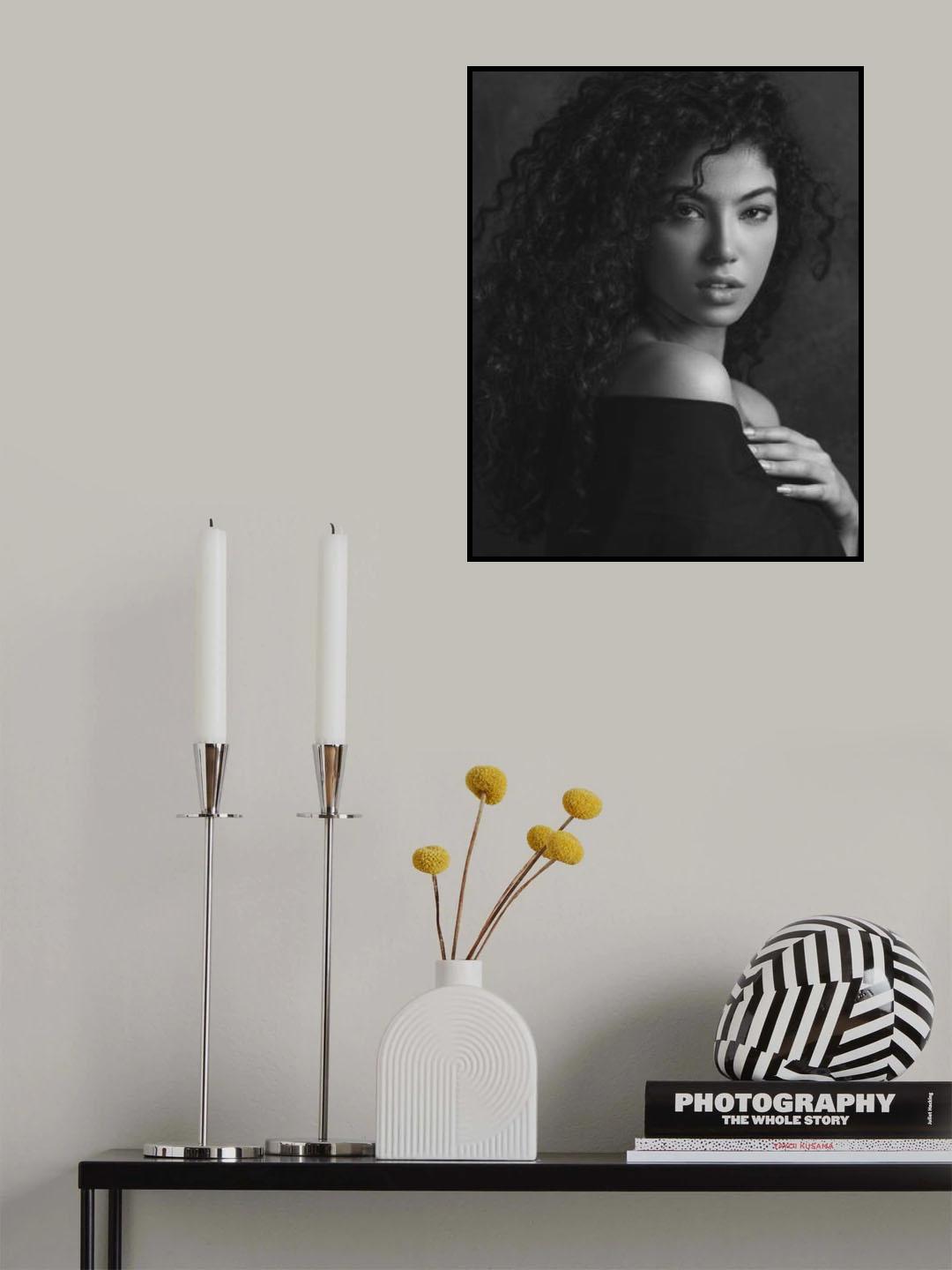 Taniya Poster och Canvastavla