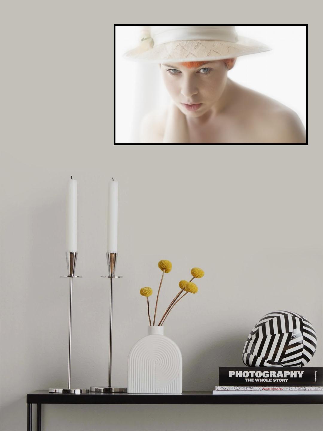 Paler shade of light Poster och Canvastavla