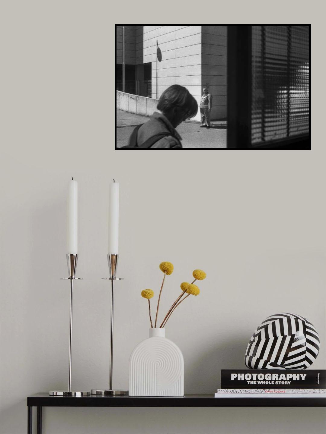 staring man Poster och Canvastavla