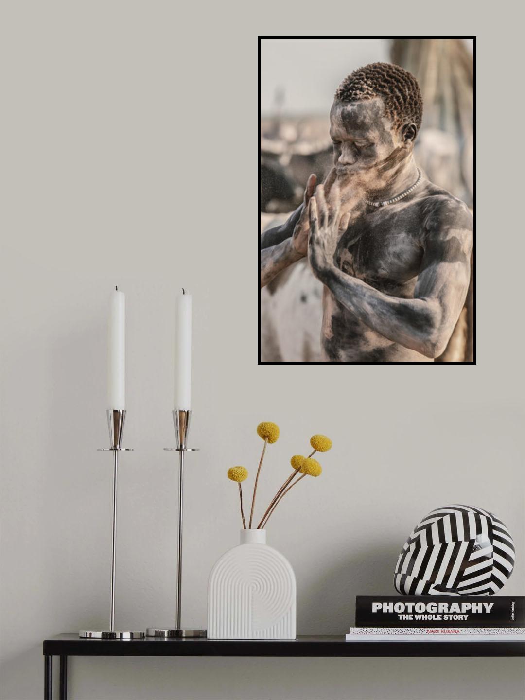 Applying the ash Poster och Canvastavla