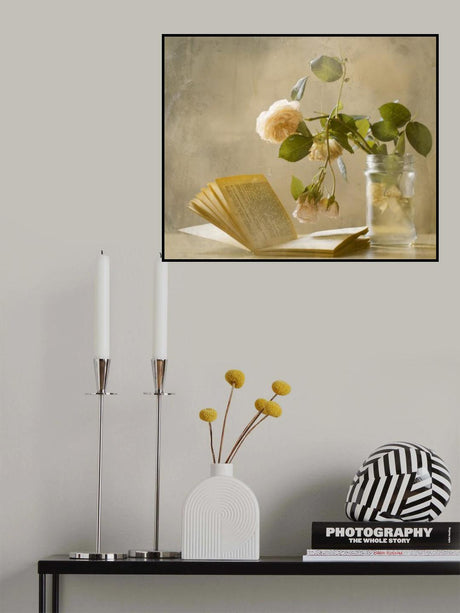 Enjoying a Rainy Day Poster och Canvastavla