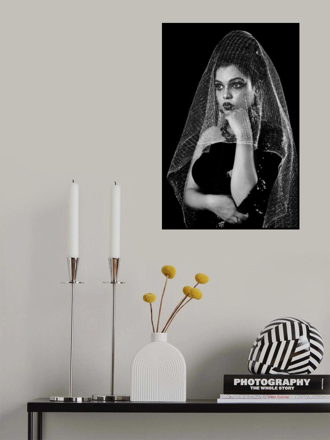 Lady in Veil Poster och Canvastavla