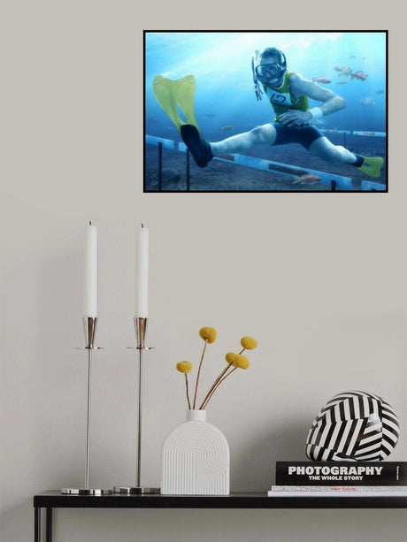Underwater Hurdling Poster och Canvastavla