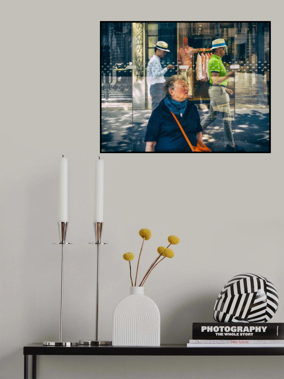 Au passage (In-Passing): Paris, France Poster och Canvastavla