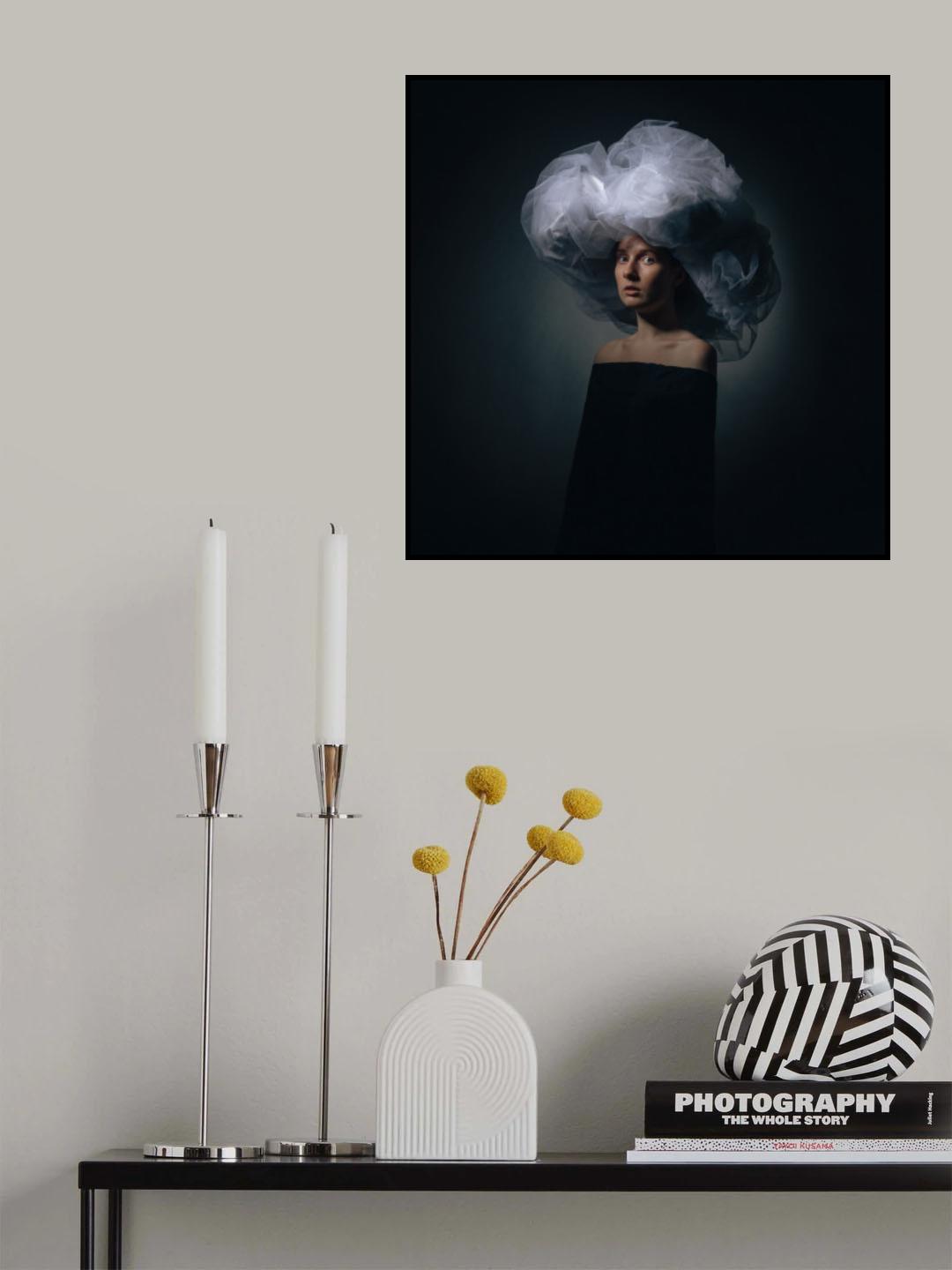 Masha and the big white hat Poster och Canvastavla