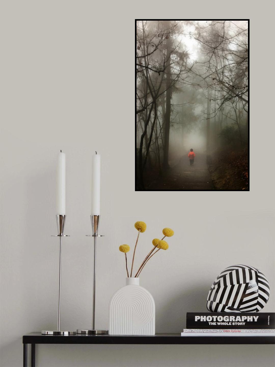 Walking alone Poster och Canvastavla