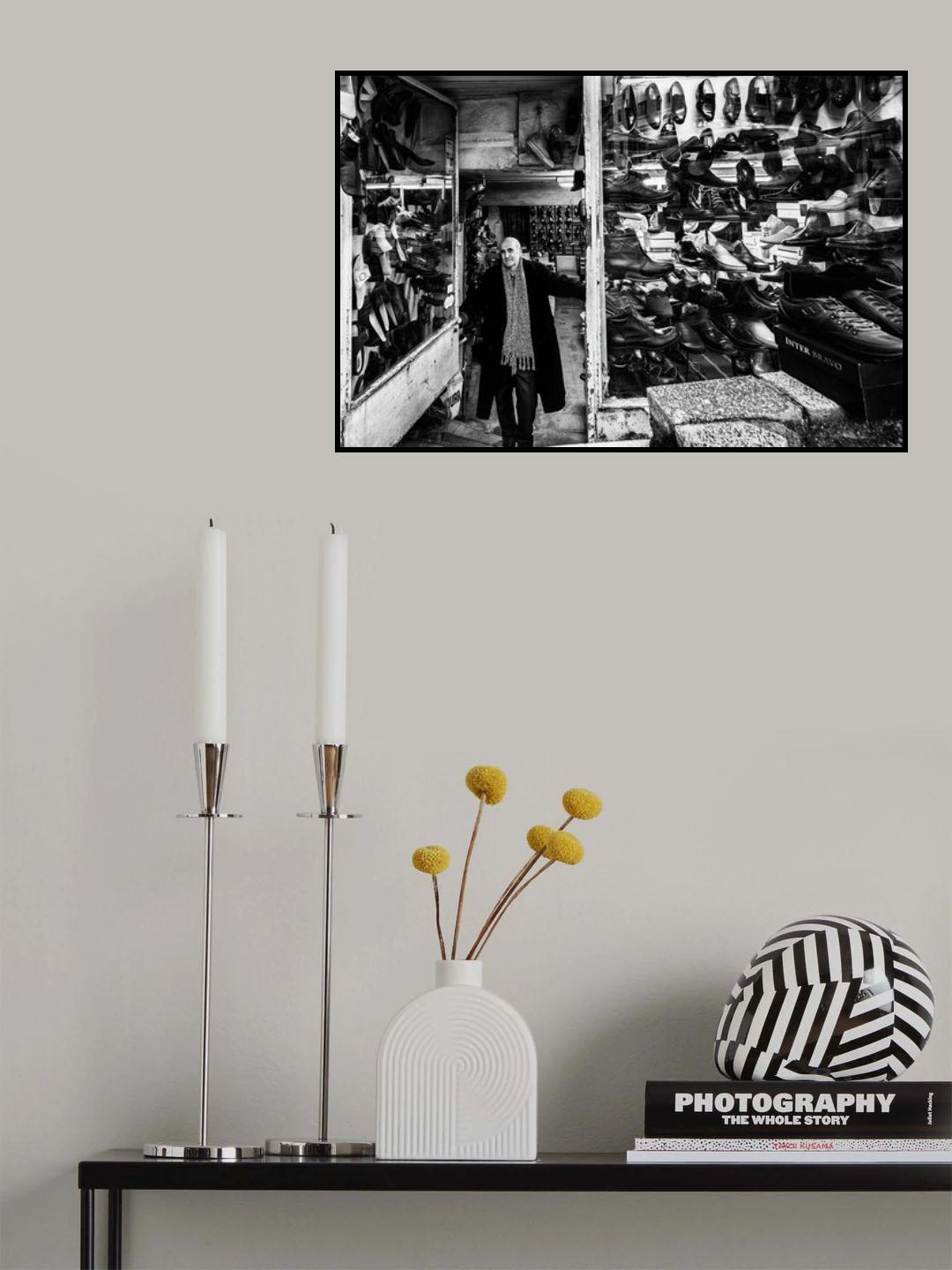 Shoeseller Poster och Canvastavla