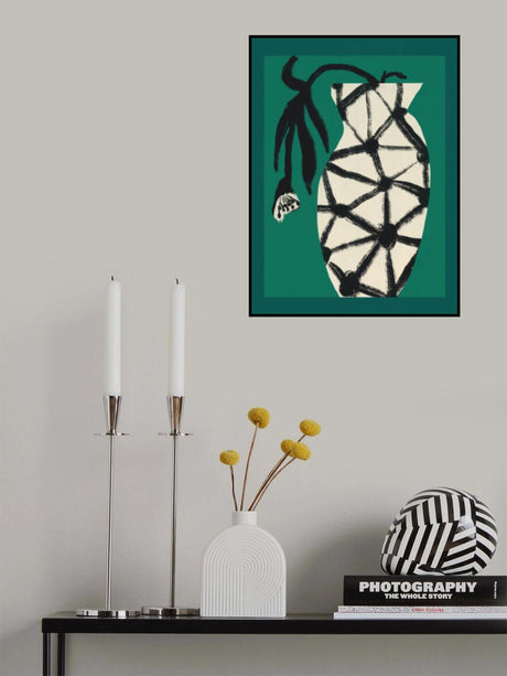Hexagon Vase In Green Poster och Canvastavla