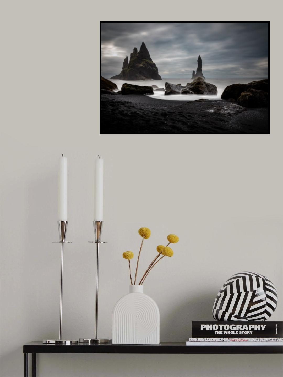 Black Sand Beach, Reynisfjall, Iceland Poster och Canvastavla