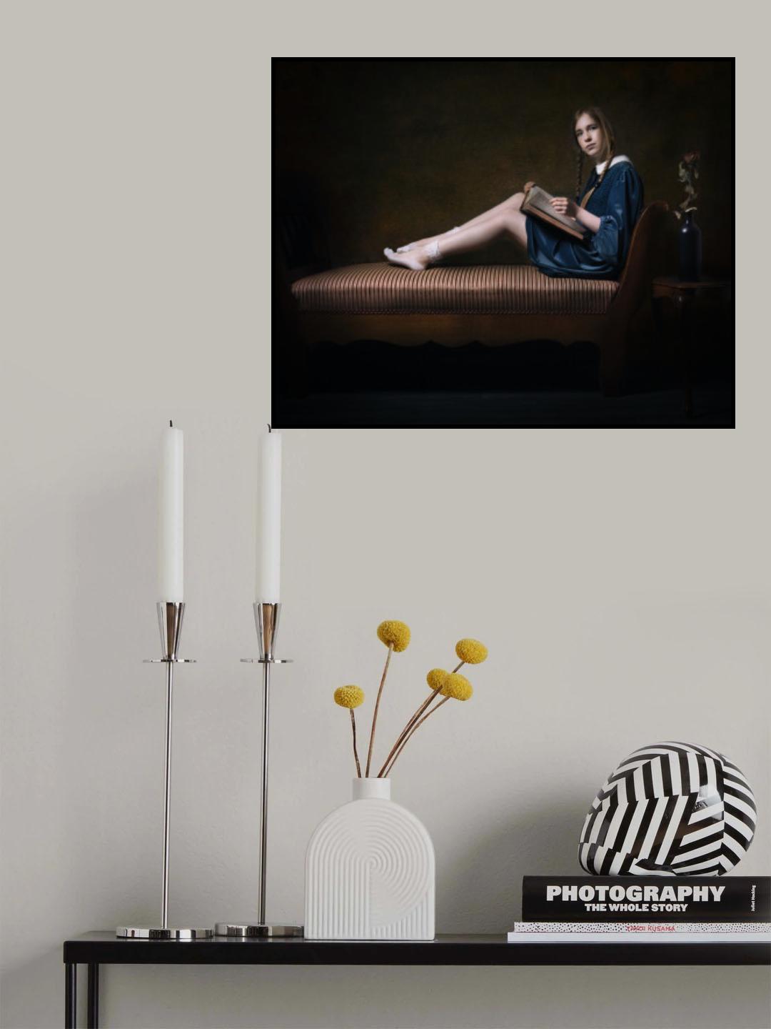 das Mädchen mit dem Buch Poster och Canvastavla