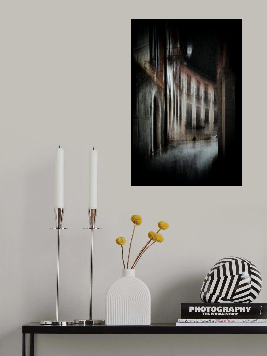 Dietro l'angolo Poster och Canvastavla
