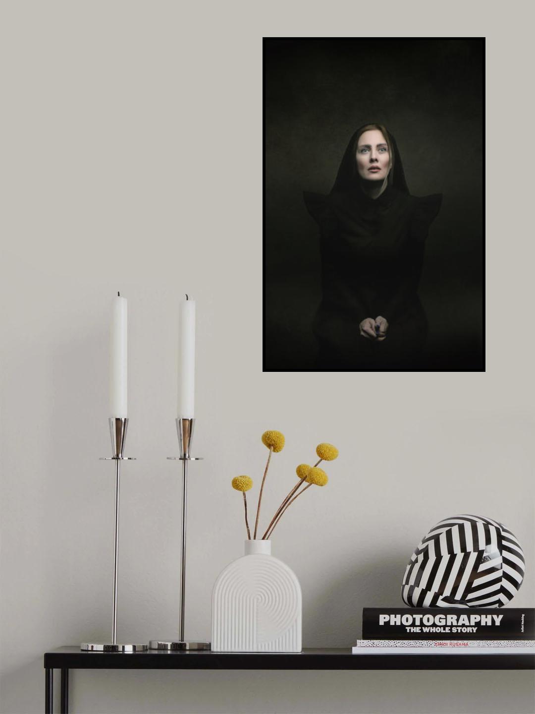 A girl from the church Poster och Canvastavla
