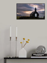 Black bird enjoying the sunset Poster och Canvastavla