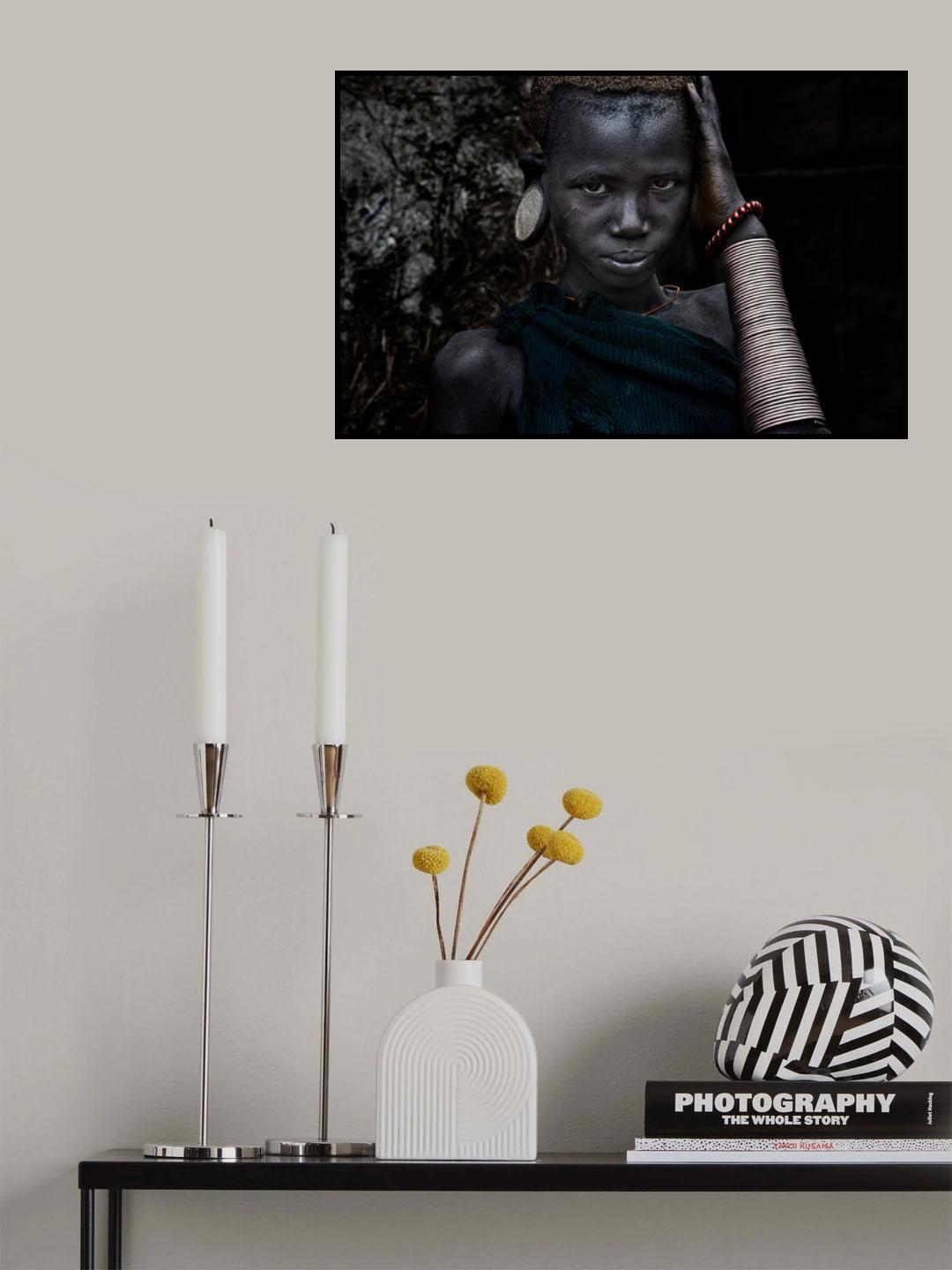 Surma tribe girl-I Poster och Canvastavla