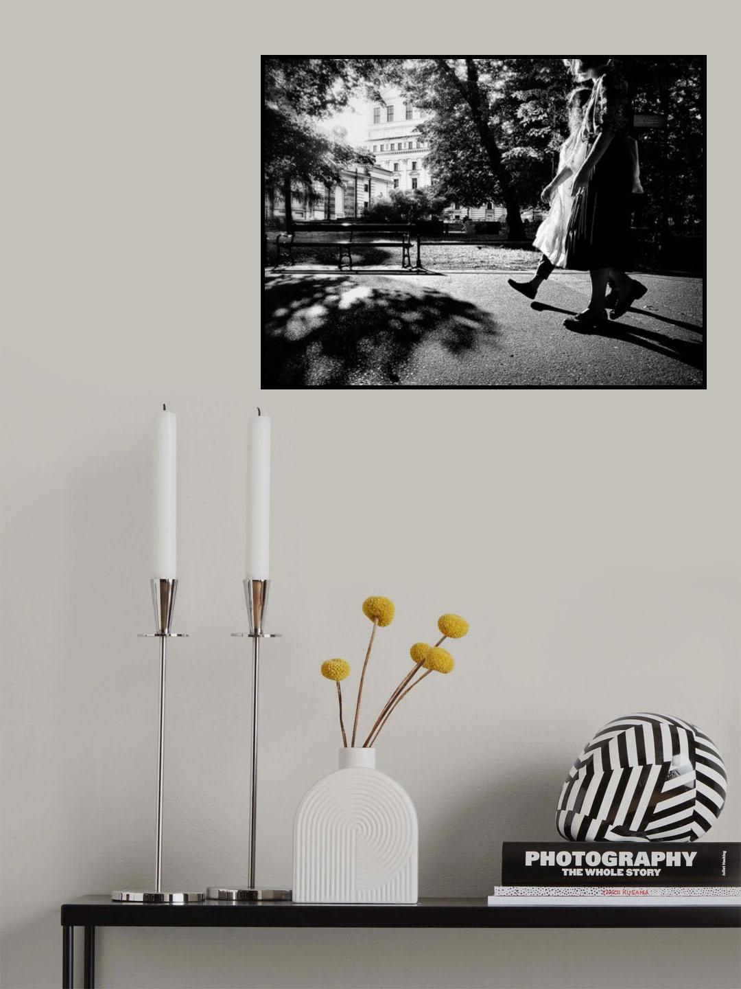 Walk on By Poster och Canvastavla