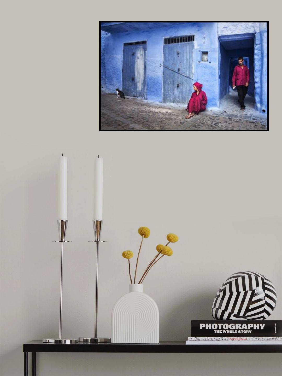 Red in blue street Poster och Canvastavla